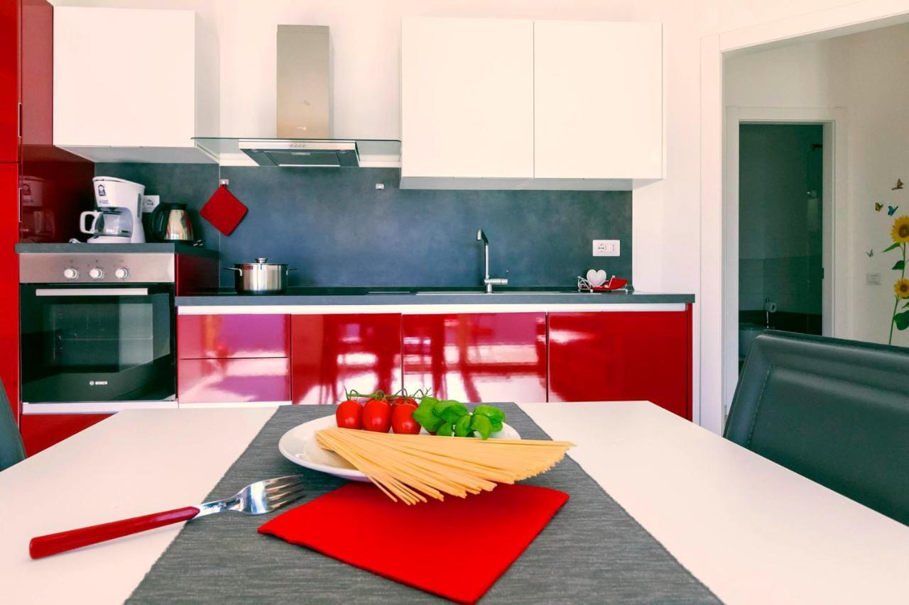 La Collinetta Apartments Vercana Ngoại thất bức ảnh