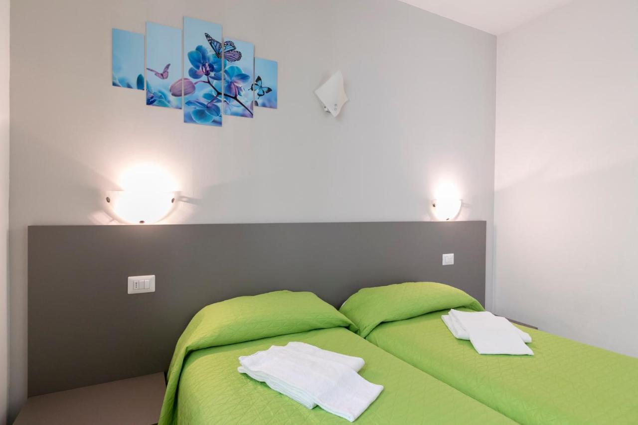 La Collinetta Apartments Vercana Ngoại thất bức ảnh